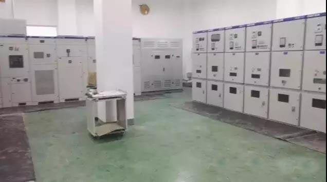 山東日照某糧倉儲物流項(xiàng)目—APF有源電力濾波裝置(圖2) 山東日照某糧倉儲物流項(xiàng)目—APF有源電力濾波裝置(圖2)